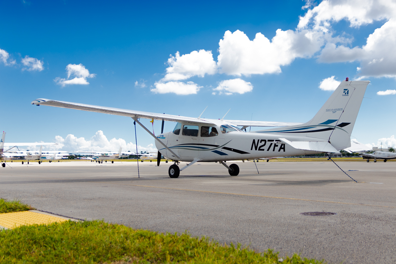 Cessna 172 R/S Miami